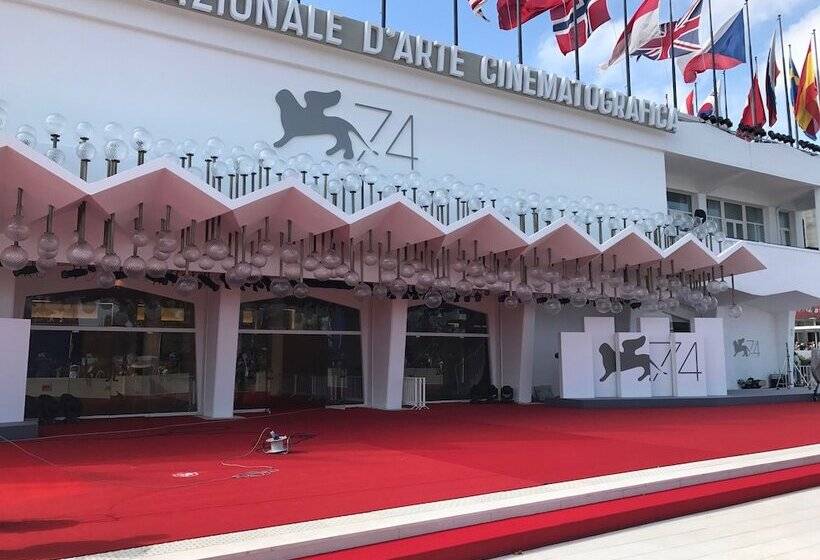 Bed and Breakfast Oasis Lagoon Estate