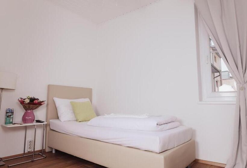 Cityhotel Am Domplatz Self Checkin