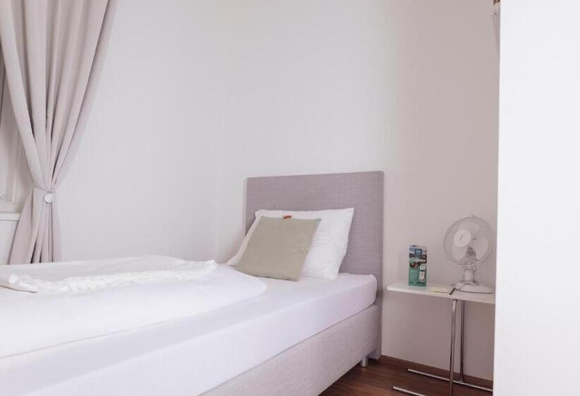 Cityhotel Am Domplatz Self Checkin