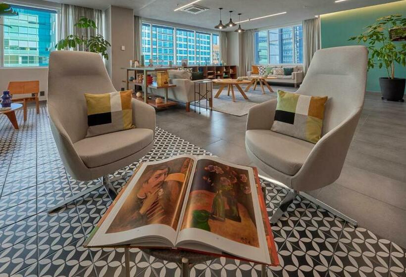 City Express Suites by Marriott Ciudad de México Santa Fe