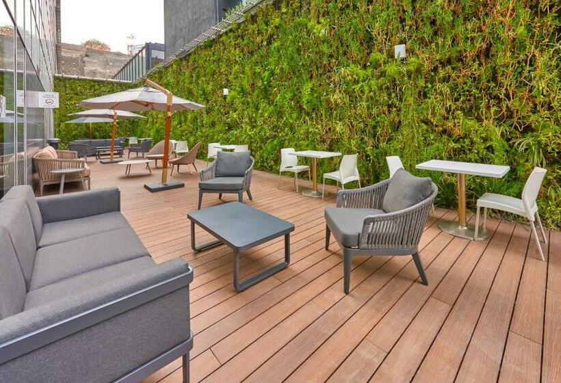 City Express Suites by Marriott Ciudad de México Santa Fe