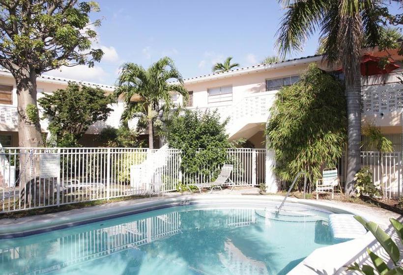 Eastward Strand Hotel & Suites