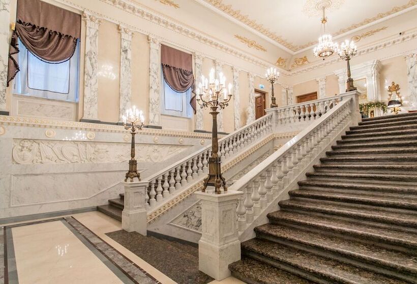 Four Seasons Hotel Lion Palace St. Petersburg