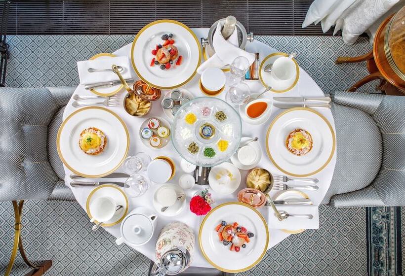 Four Seasons Hotel Lion Palace St. Petersburg