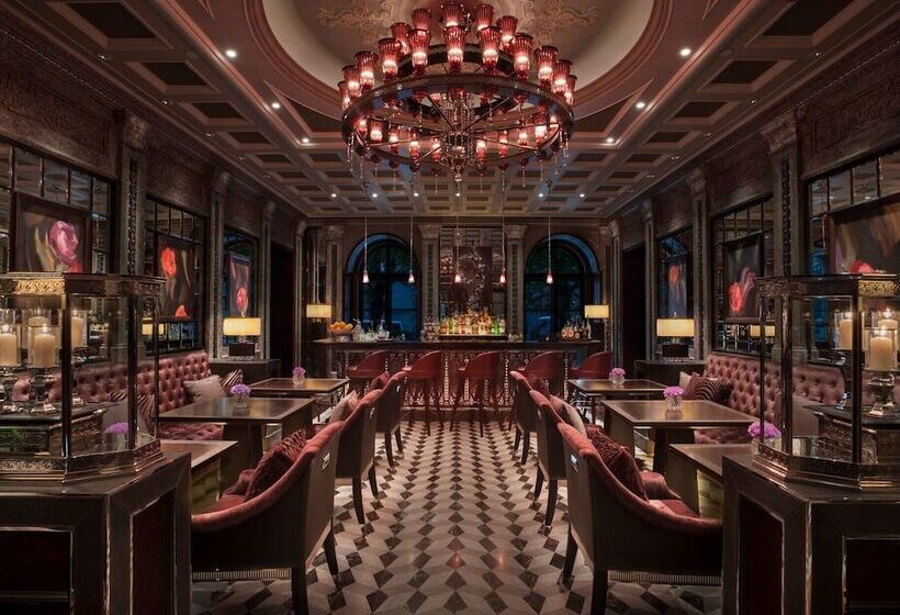 Four Seasons Hotel Lion Palace St. Petersburg