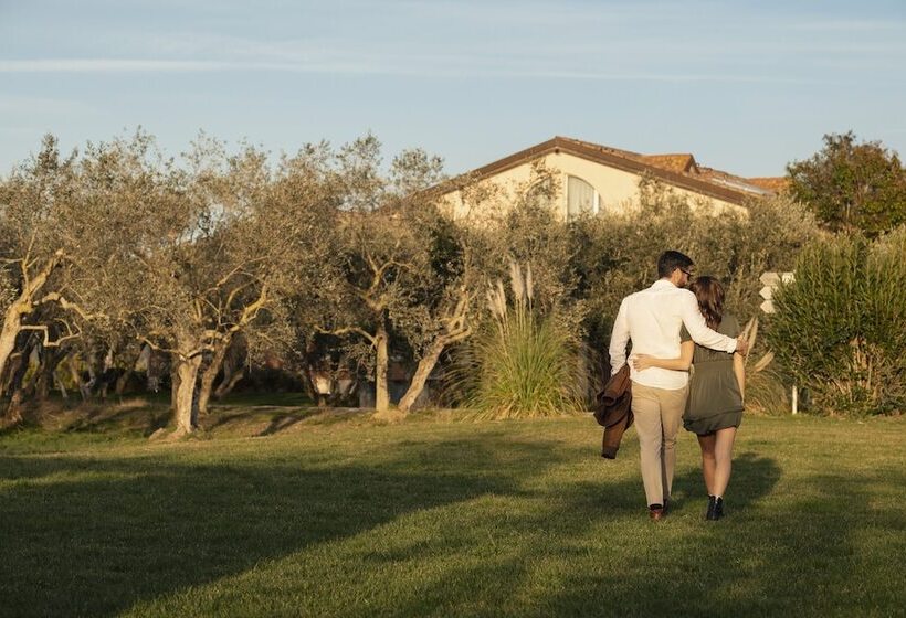 Guadalupe Tuscany Resort