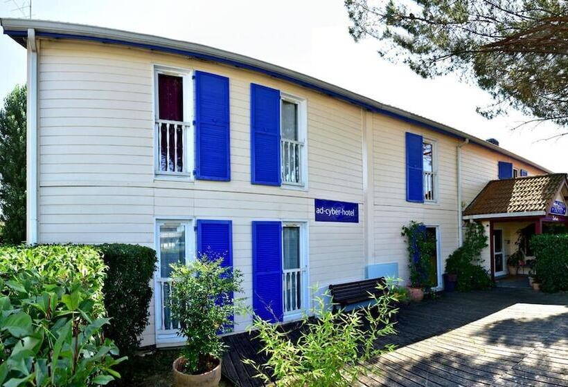 فندق Ad Cyber Hôtel