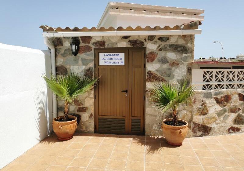 호텔 Apartamentos La Baranda