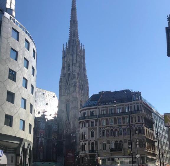 هتل Aviano Boutique