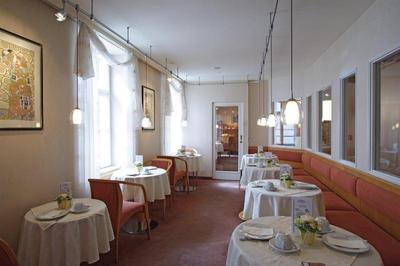 هتل Aviano Boutique