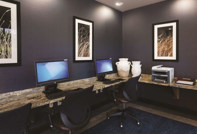 هتل Wyndham Bloomington   Mall Of America