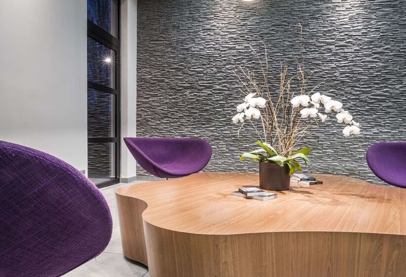 ホテル Best Western Plus Paris Velizy