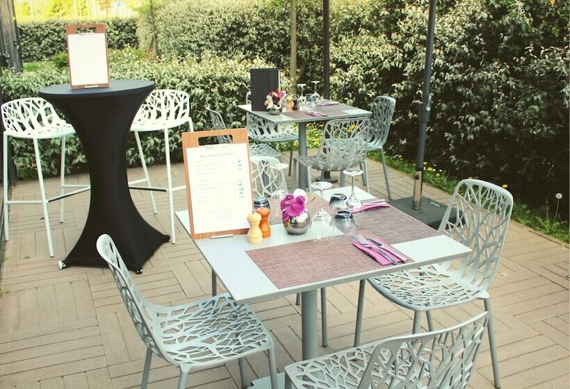 ホテル Best Western Plus Paris Velizy