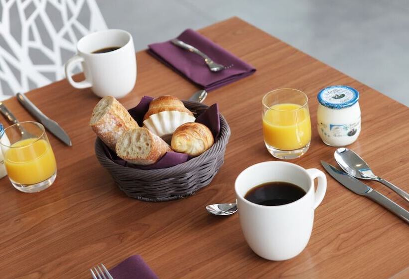 ホテル Best Western Plus Paris Velizy