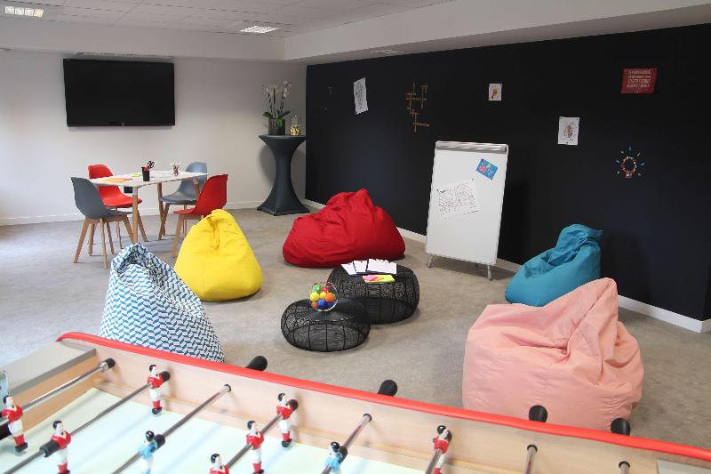 ホテル Best Western Plus Paris Velizy