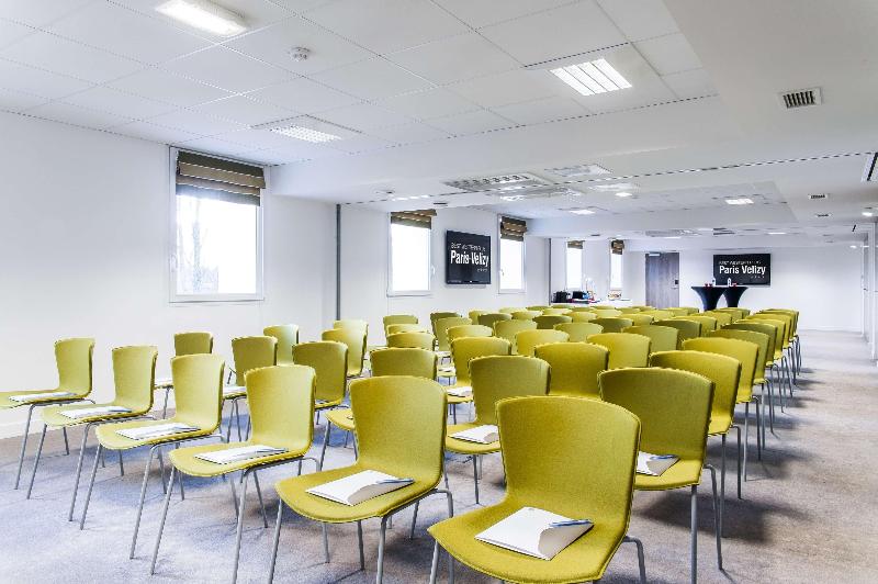 ホテル Best Western Plus Paris Velizy