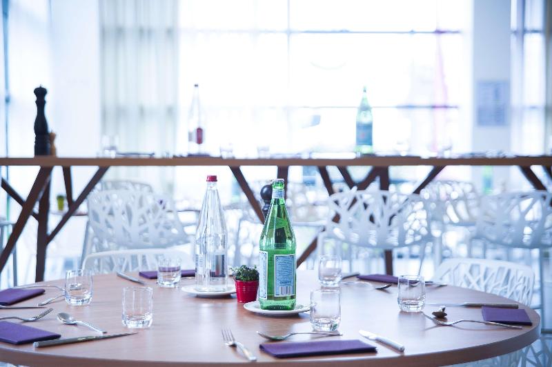 ホテル Best Western Plus Paris Velizy