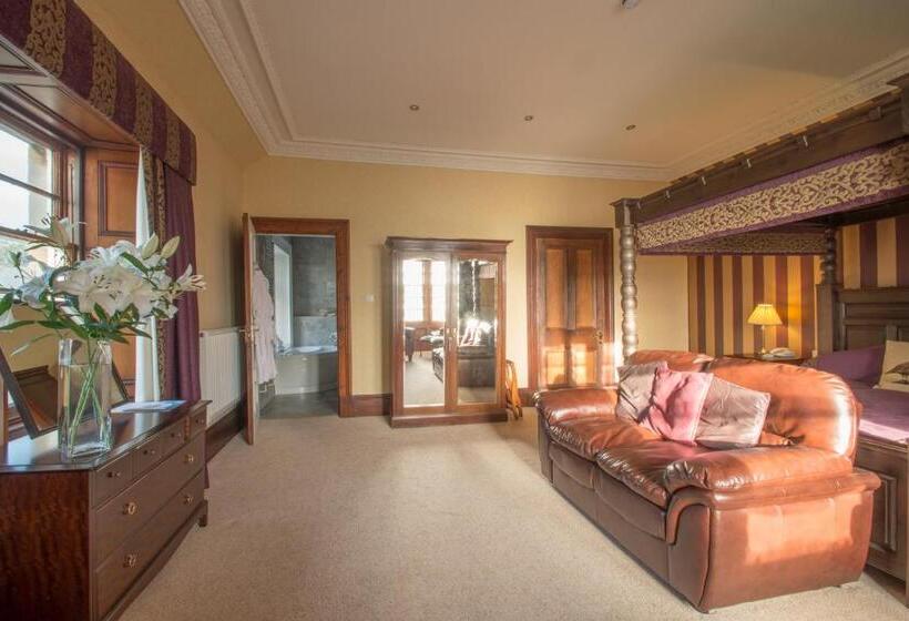 فندق Blackaddie House