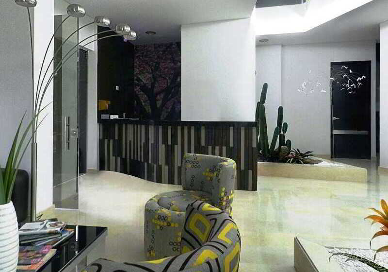 هتل Bolivariana Plaza Medellin