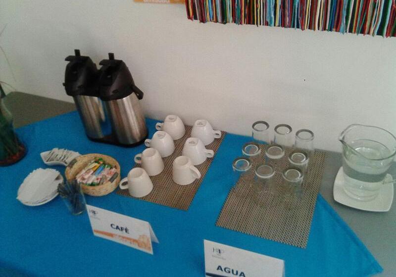 Отель Bolivariana Plaza Medellin