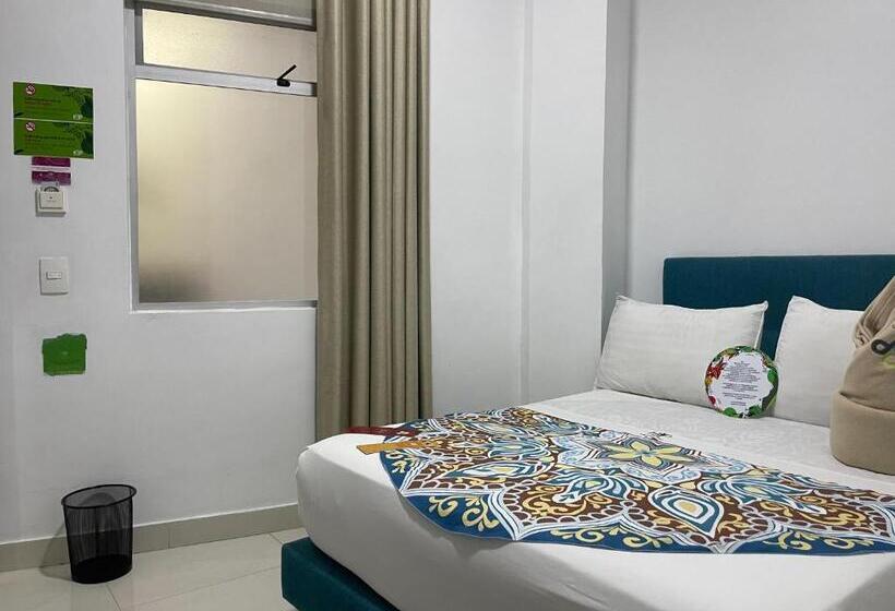 Отель Bolivariana Plaza Medellin