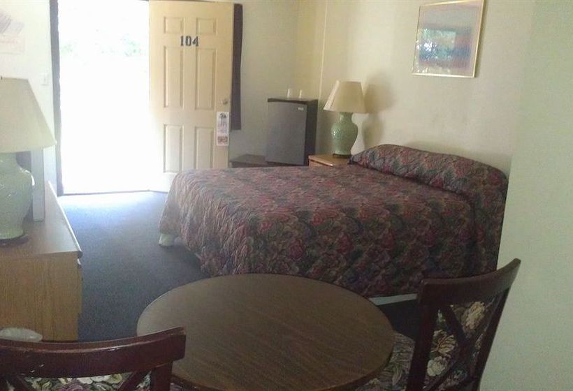 ホテル Bremerton Inn