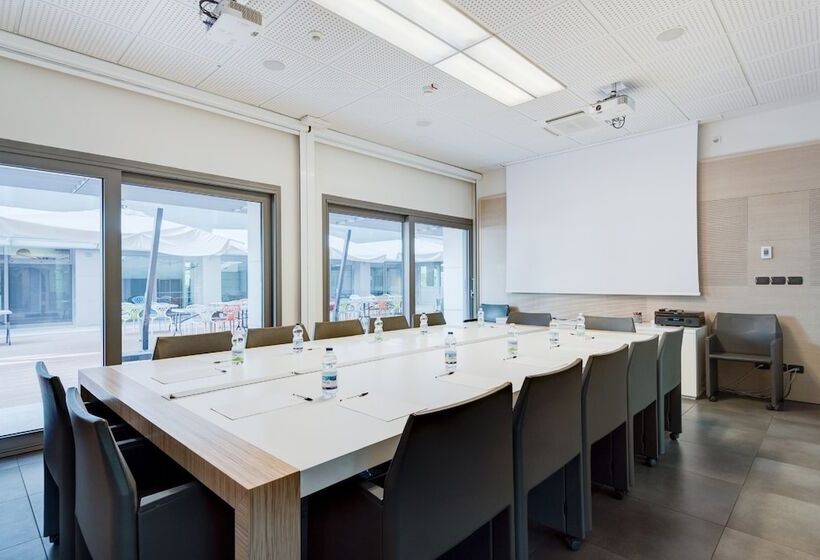 ホテル Camplus Bononia Casa Per Ferie