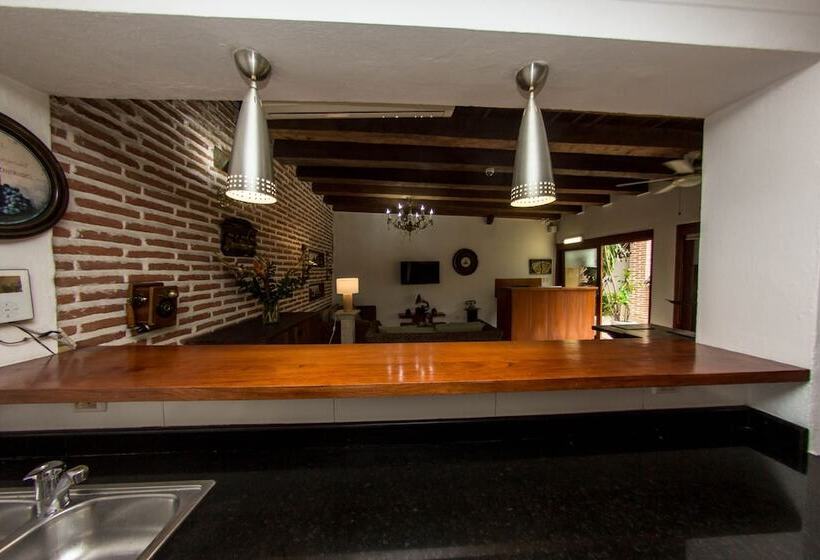 Отель Casa Gloria Boutique