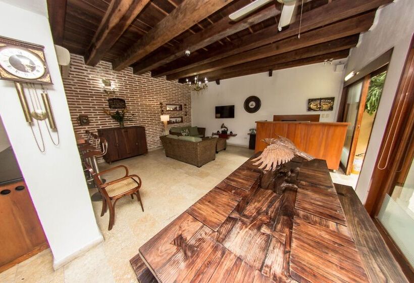 Отель Casa Gloria Boutique