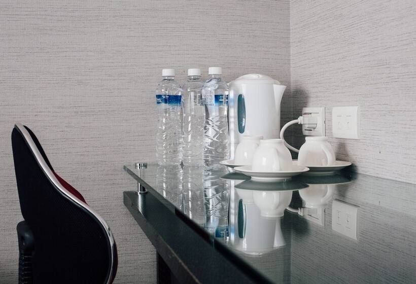 هتل Chingjing Inn