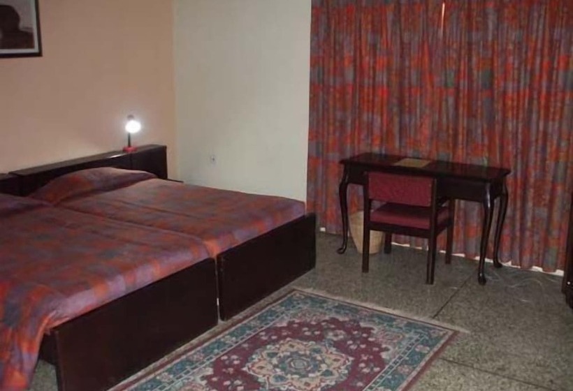 فندق Coconut Grove Miners Lodge