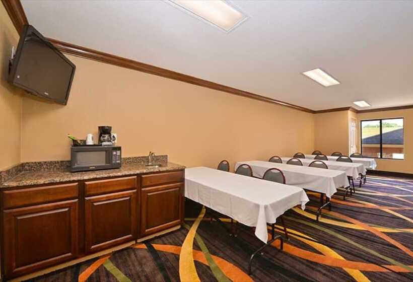 ホテル Comfort Inn & Suites Cedar Rapids North  Collins Road