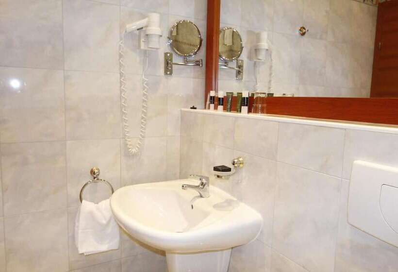 هتل Corvinus Vienna   Newly Renovated