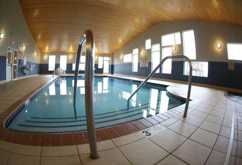 Grandstay Hotel & Suites Perham