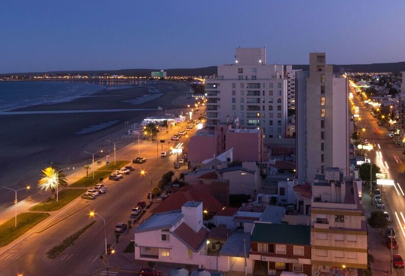هتل Dazzler By Wyndham Puerto Madryn
