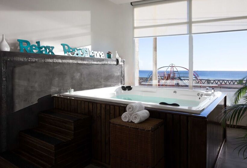 هتل Dazzler By Wyndham Puerto Madryn