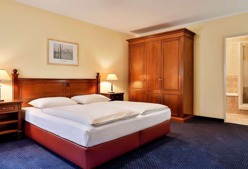 ホテル Dorint Marc Aurel Spa & Golf Resort
