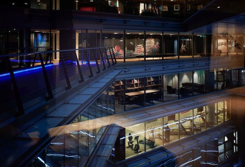 Отель Eclat Beijing