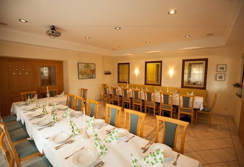 ホテル Gasthof Pöchhacker