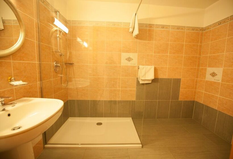 ホテル Gasthof Pöchhacker