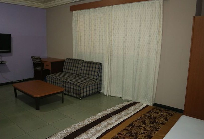 هتل Global Summer