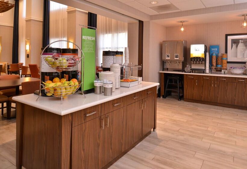 ホテル Hampton Inn & Suites Ann Arbor West