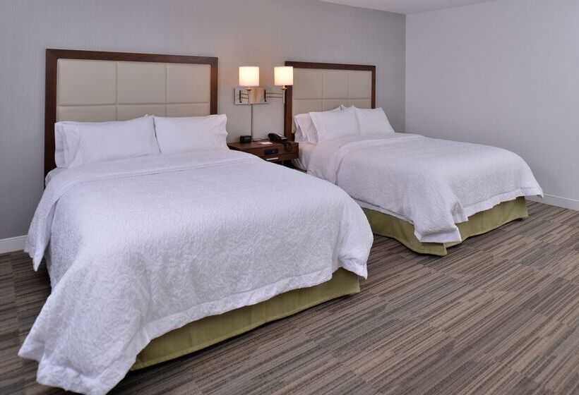 ホテル Hampton Inn & Suites Ann Arbor West