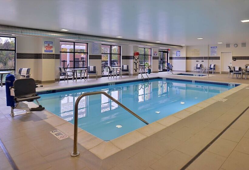 ホテル Hampton Inn & Suites Ann Arbor West