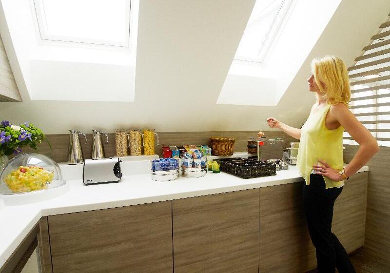 Smart Hotel Schönbrunn