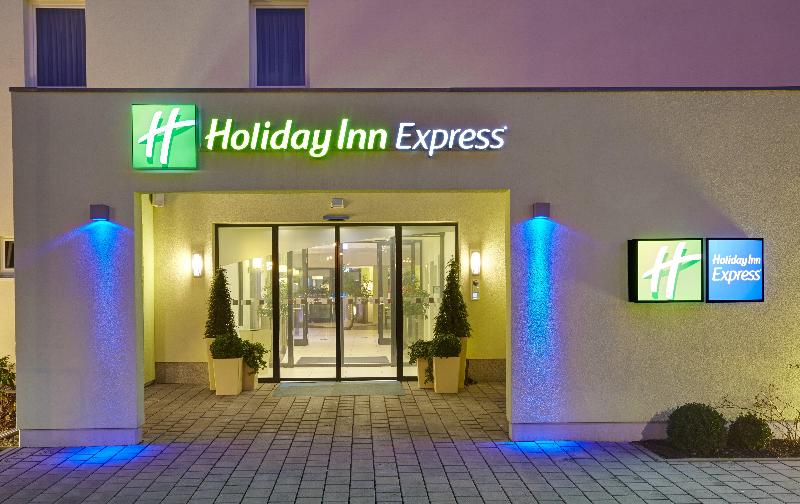 Hotel Holiday Inn Express Neunkirchen, An Ihg