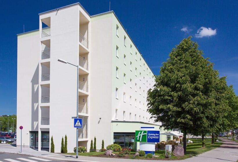 Hotel Holiday Inn Express Neunkirchen, An Ihg