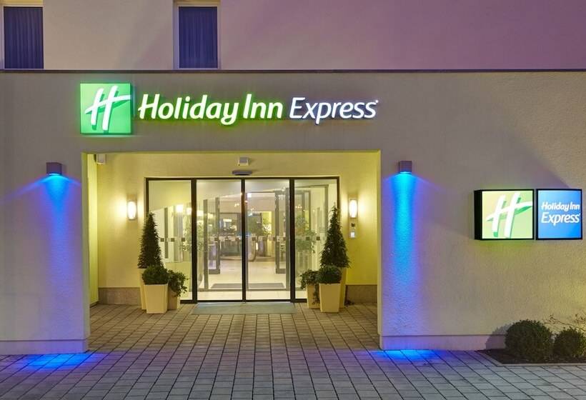 Hotel Holiday Inn Express Neunkirchen, An Ihg