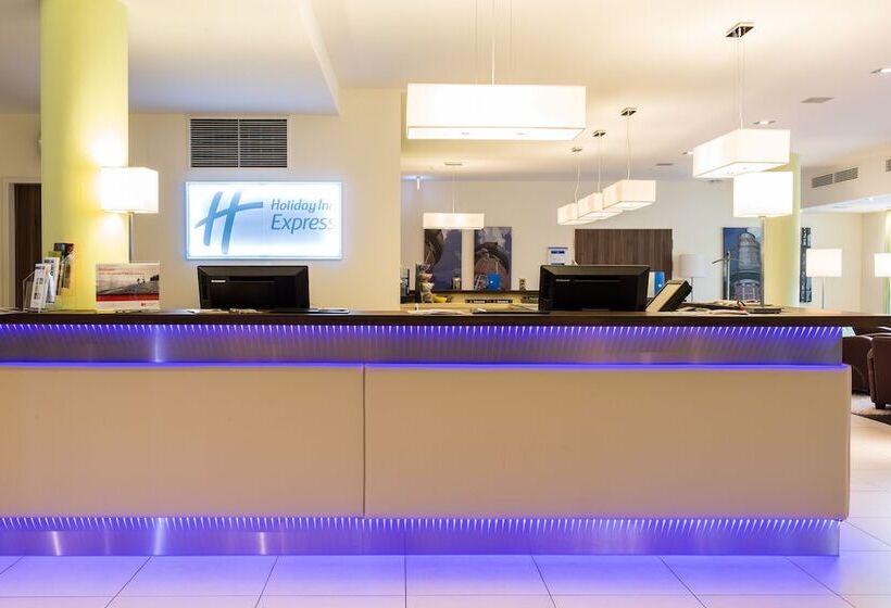 Hotel Holiday Inn Express Neunkirchen, An Ihg