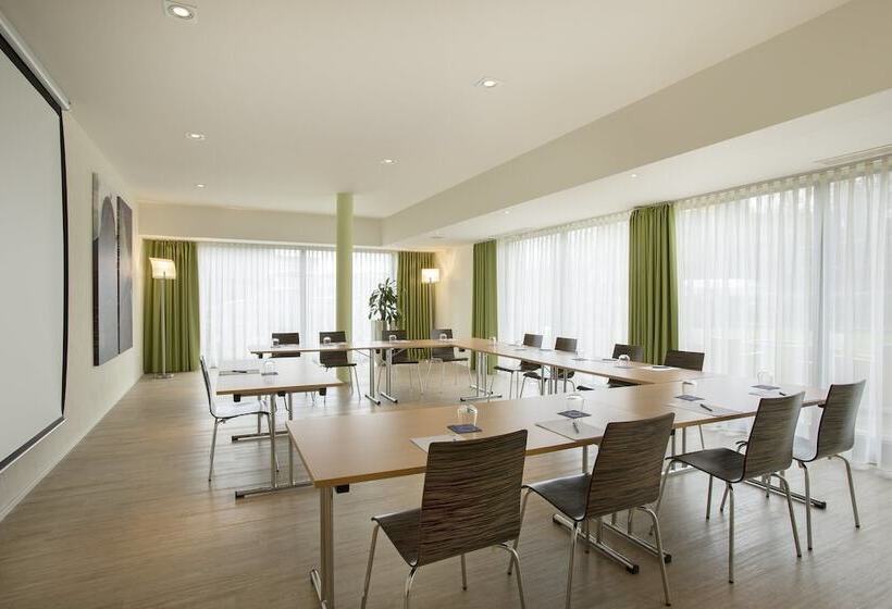 Hotel Holiday Inn Express Neunkirchen, An Ihg